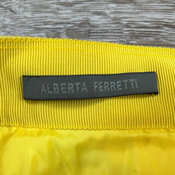 Alberta Ferretti Yellow Lace A-Line Skirt with Satin Lining – Size 4 - Picture 7 of 7